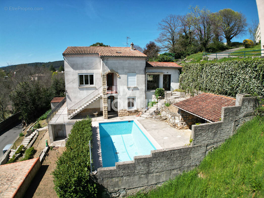 Maison à AUBENAS