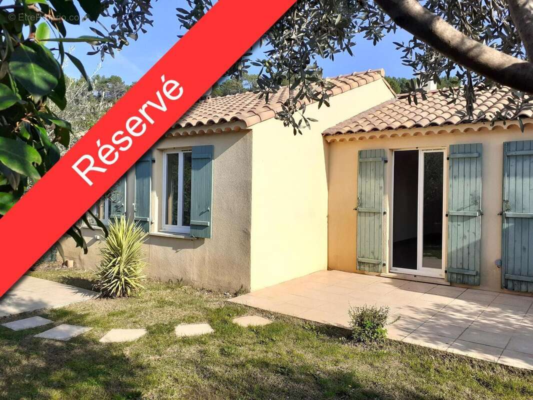  - Maison à FIGANIERES