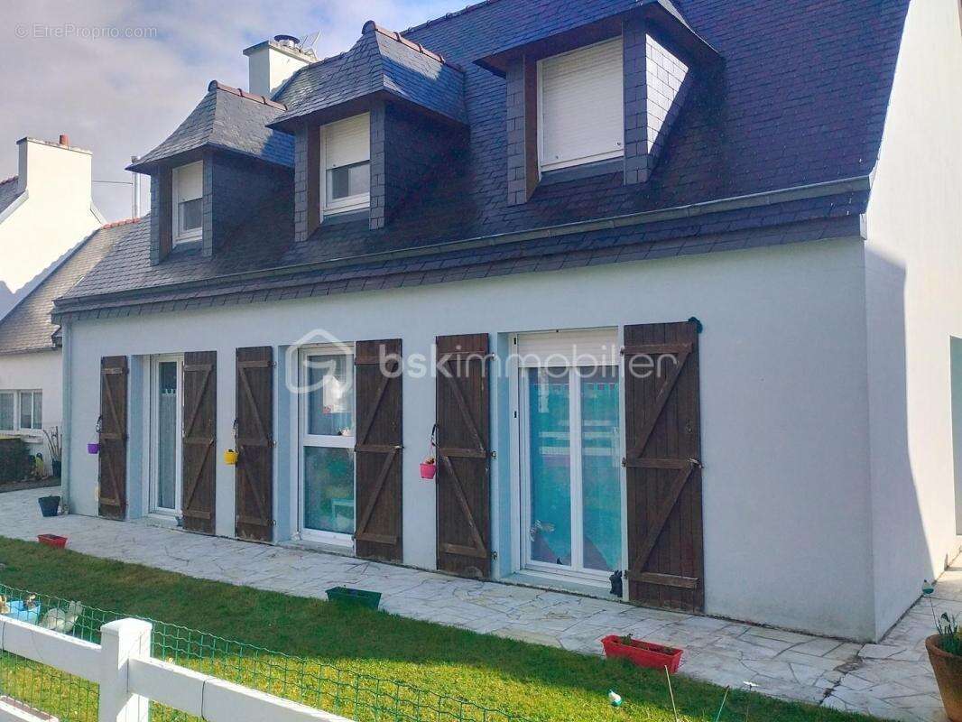 Maison à LE FAOU