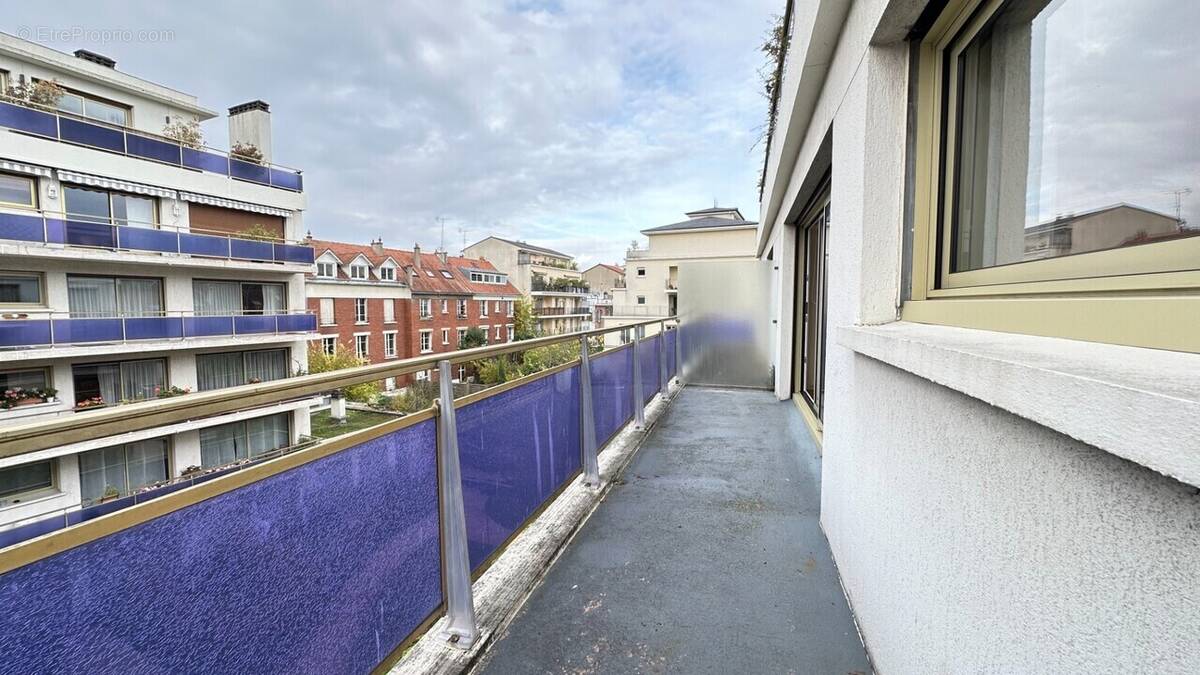 Appartement à SURESNES