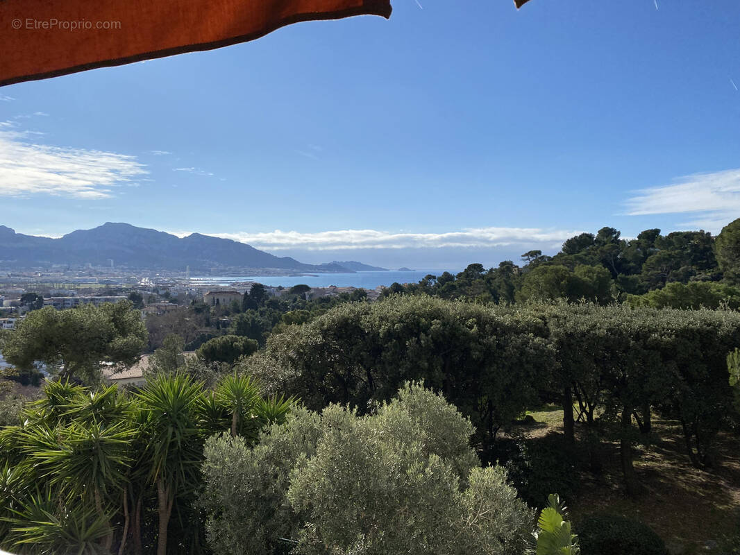Appartement à MARSEILLE-8E