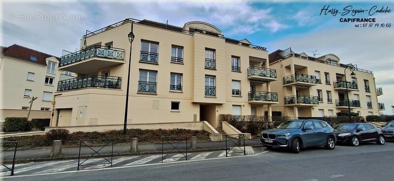 Appartement à LAMORLAYE