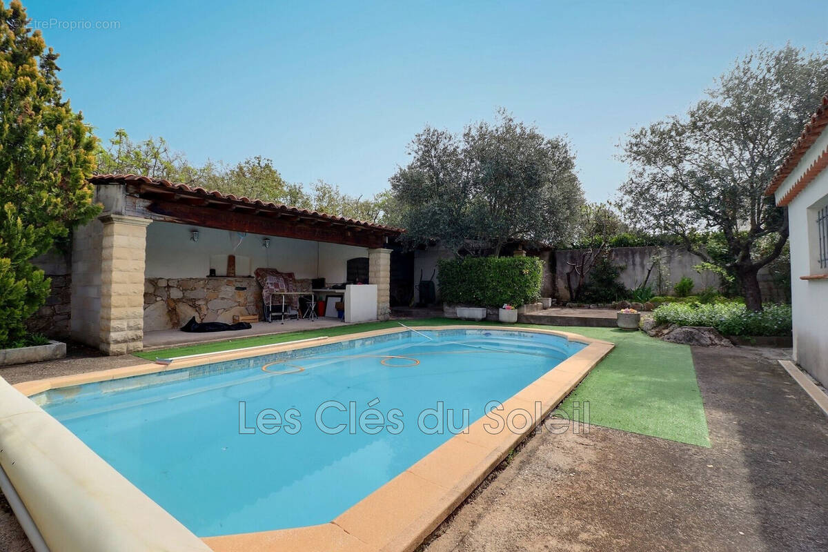 Maison à CAMPS-LA-SOURCE