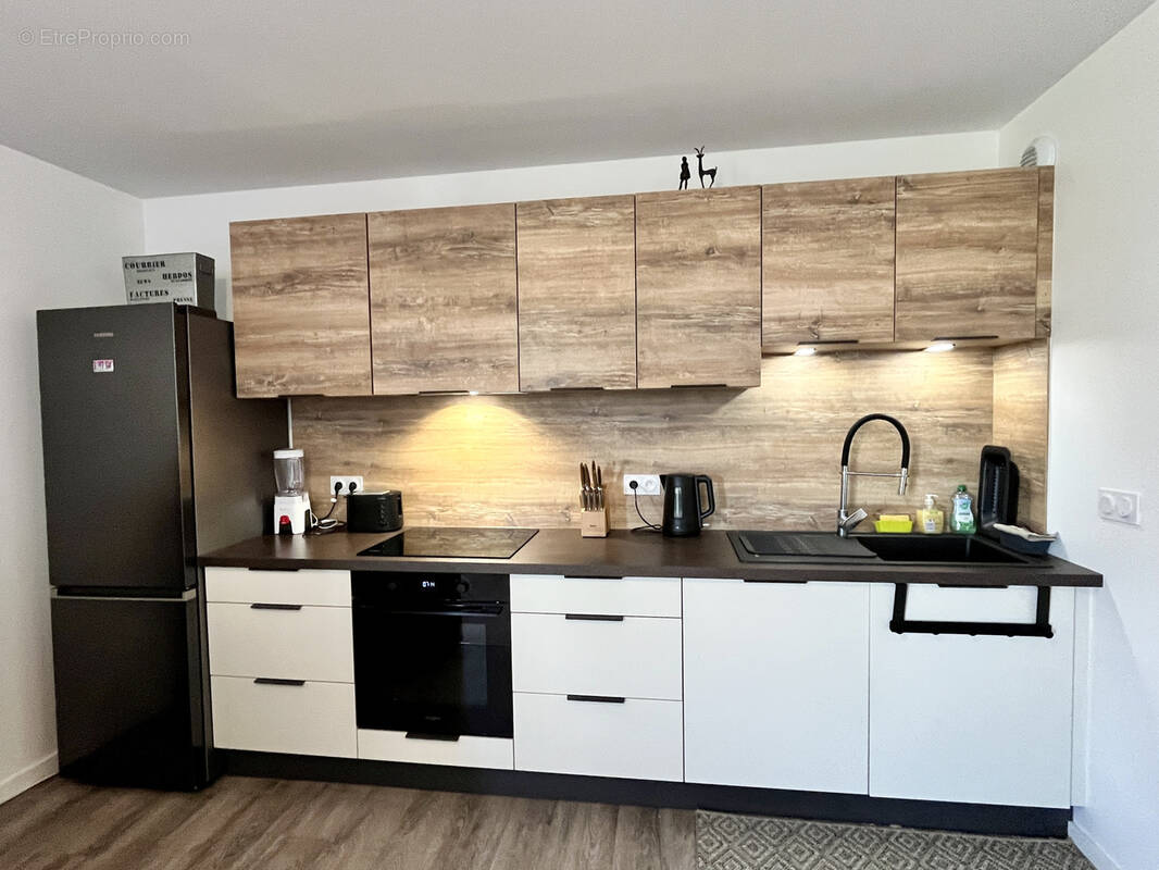 Appartement à LES PONTS-DE-CE