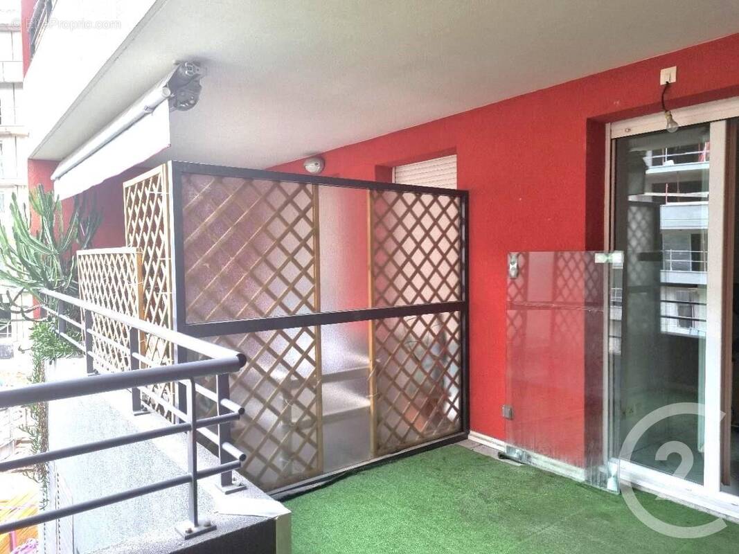 Appartement à ROQUEBRUNE-CAP-MARTIN