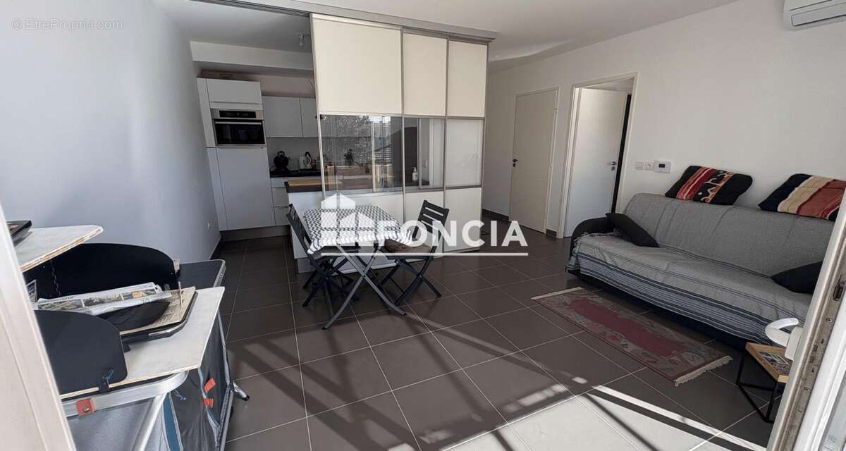 Appartement à HYERES