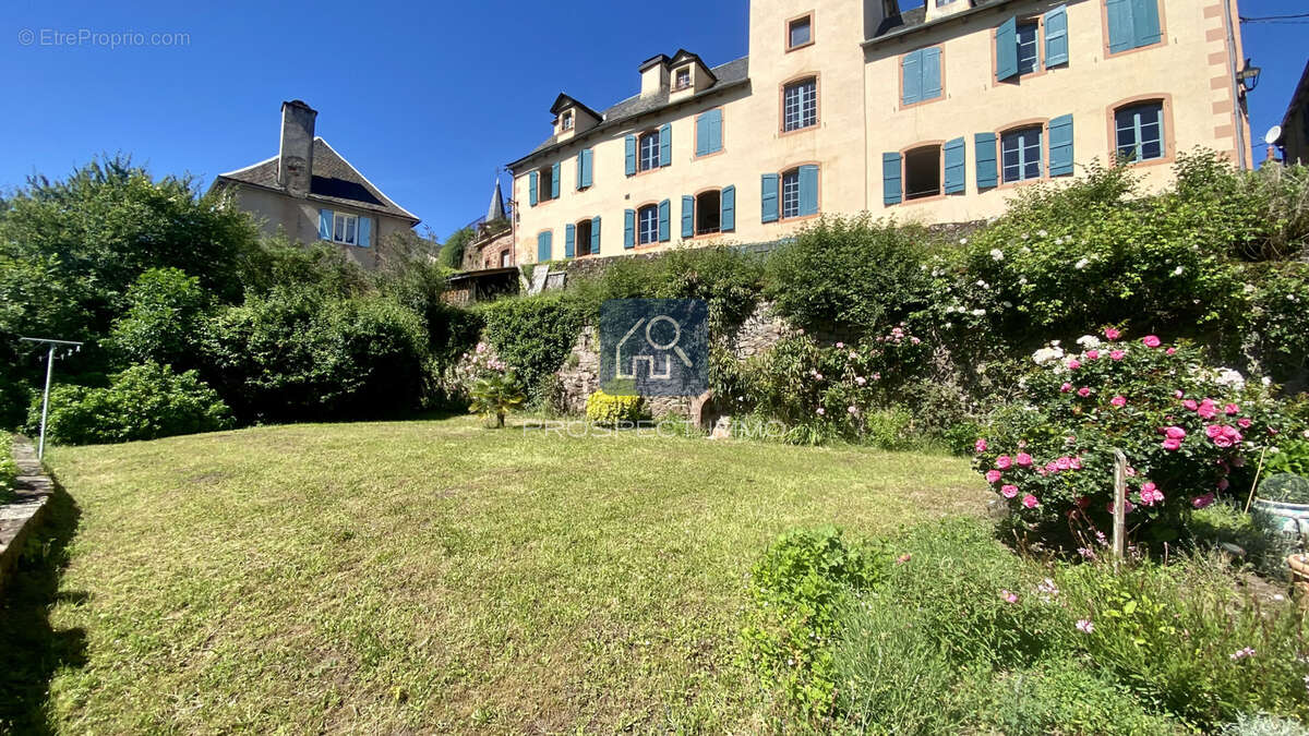 Maison à SAINT-LAURENT-D&#039;OLT
