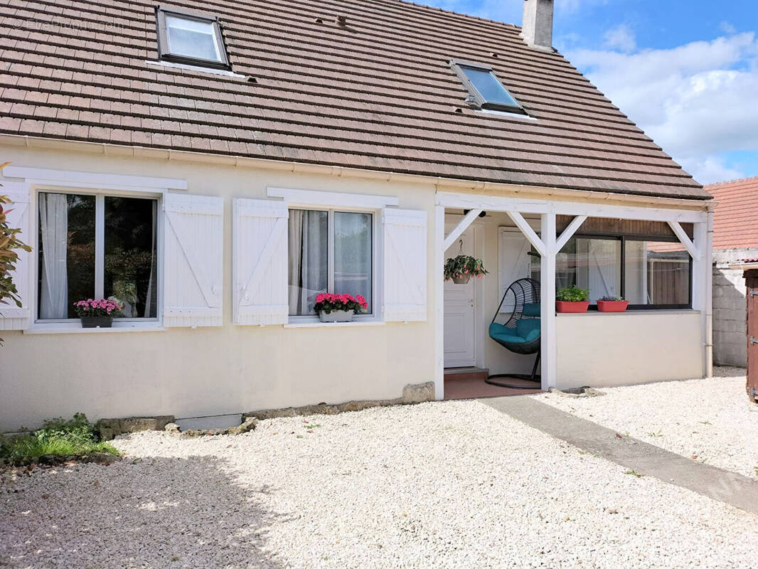 Maison à CHARS