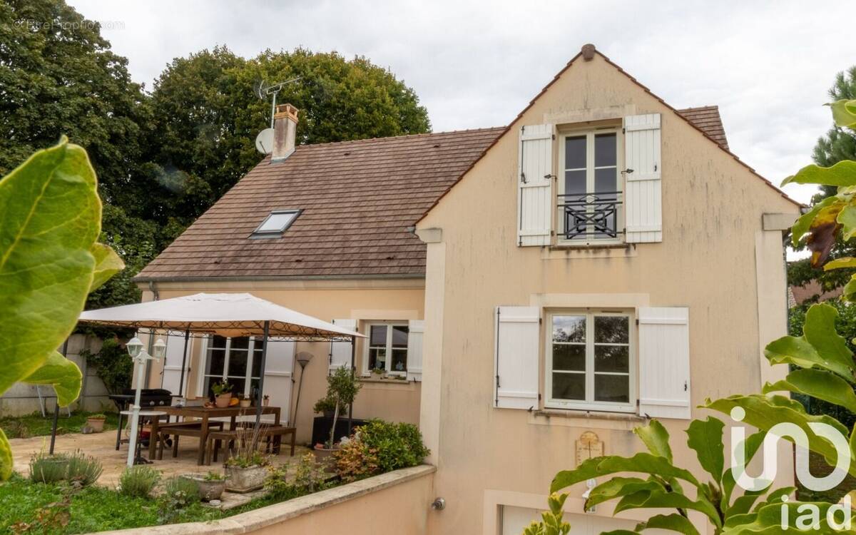 Photo 1 - Maison à MONTIGNY-SUR-LOING