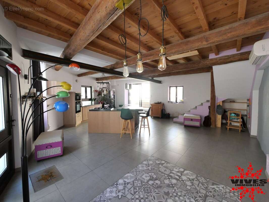 Maison à CAPESTANG