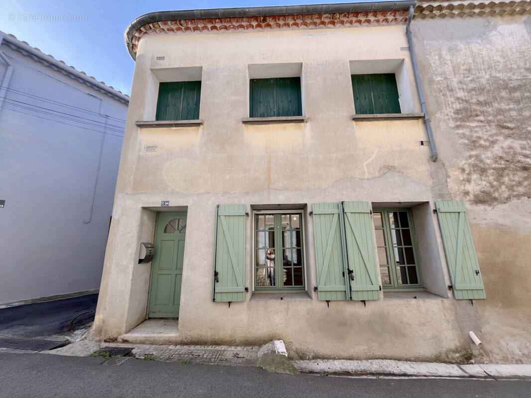 Maison à SAINT-LAURENT-DE-LA-CABRERISSE