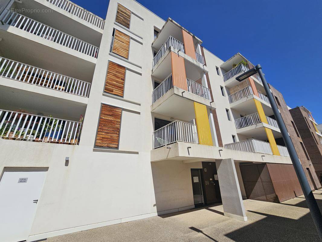 Appartement à SAINT-JEAN-DE-VEDAS