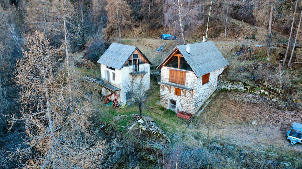 Maison à ISOLA