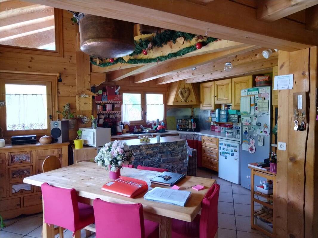 Maison à UGINE