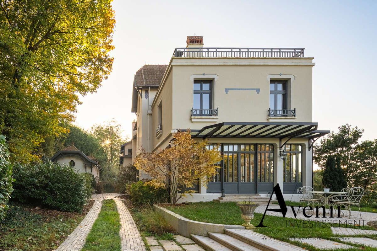 Maison à LYON-4E