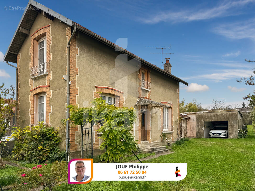 Maison à AIX-EN-OTHE