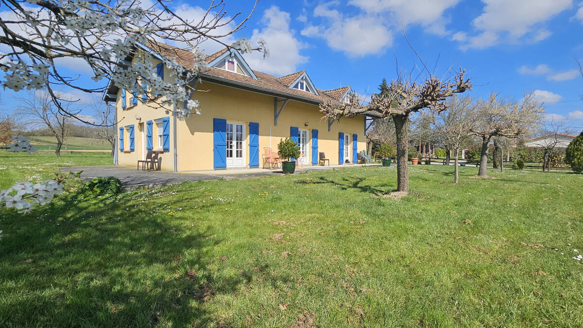 Maison à L&#039;ISLE-EN-DODON