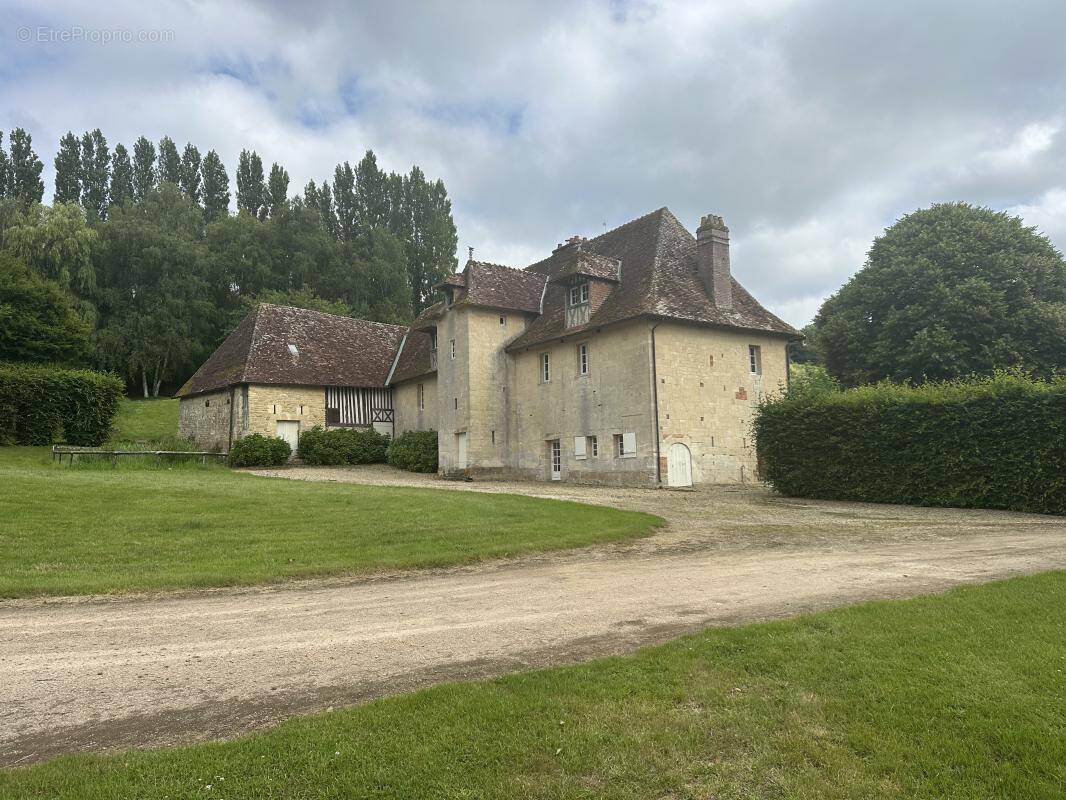 Maison à PONT-L&#039;EVEQUE