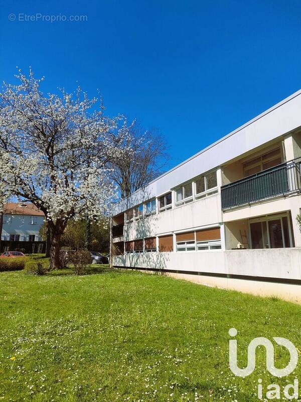 Photo 1 - Appartement à CHAMPAGNE-SUR-OISE