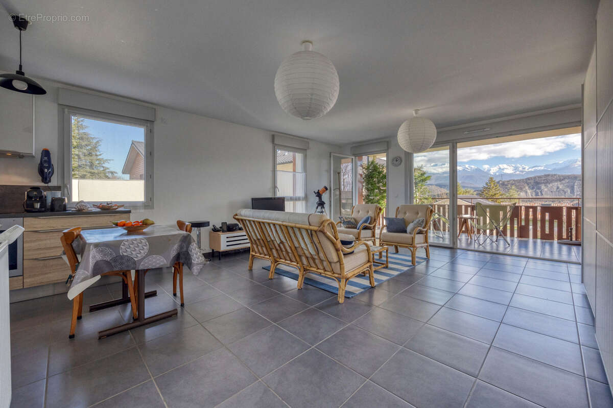 Appartement à CLAIX