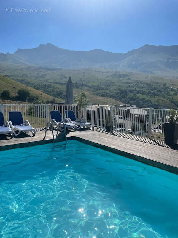 Appartement à SAINT-FRANCOIS-LONGCHAMP
