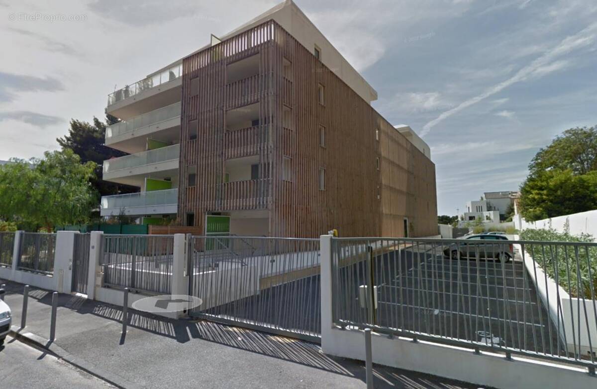 Appartement à MARSEILLE-8E