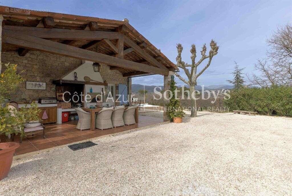 Maison à FAYENCE