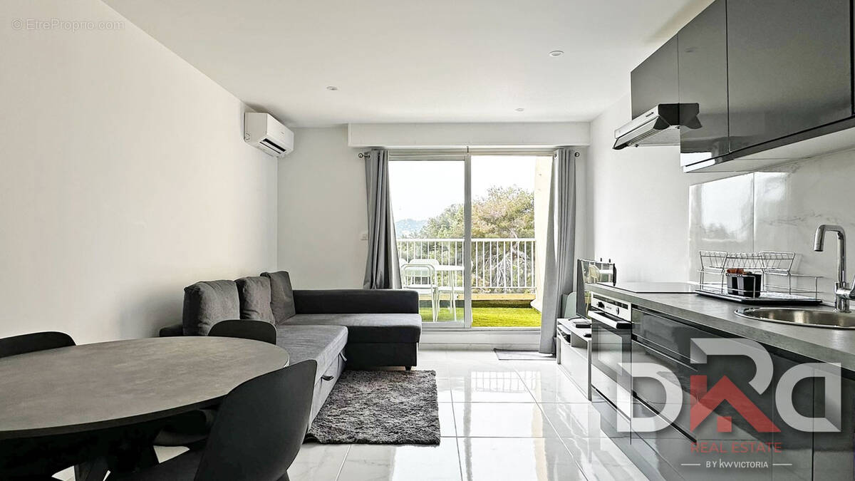 Appartement à HYERES