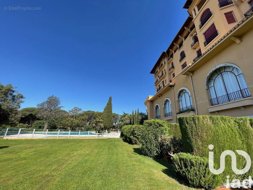 Photo 1 - Appartement à SAINT-RAPHAEL