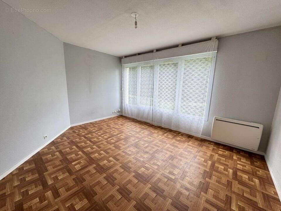 Appartement à FLEURY-SUR-ORNE