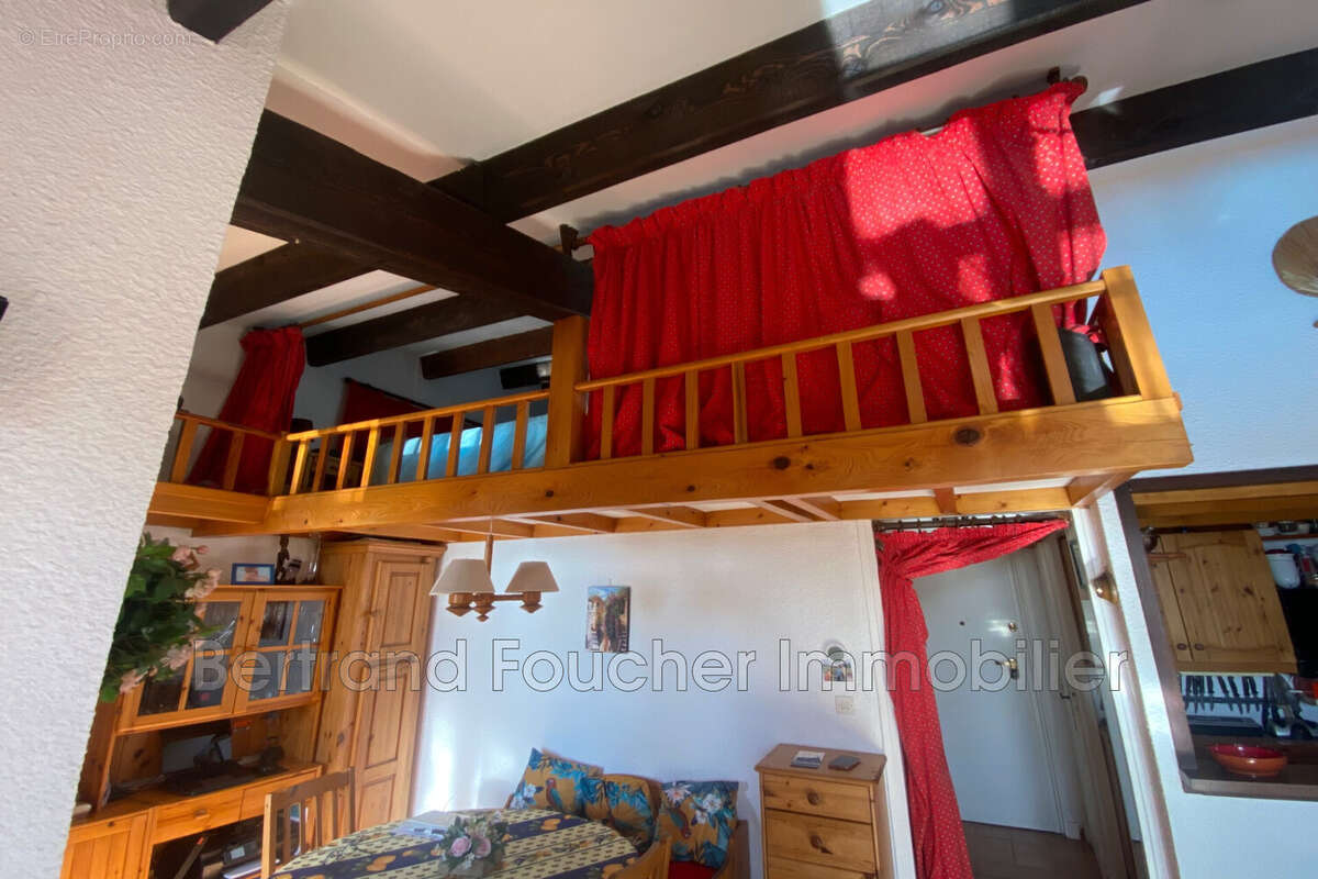Appartement à LA CROIX-VALMER