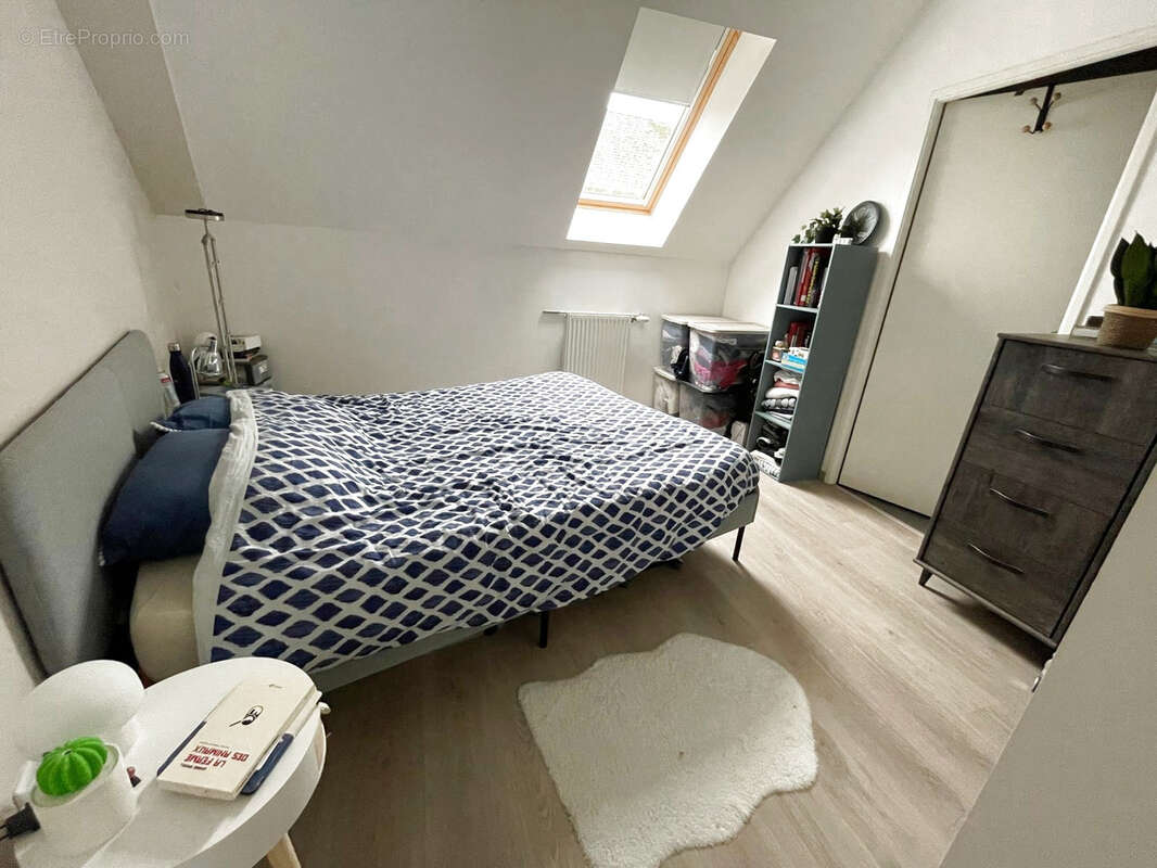 Appartement à LA CHAPELLE-EN-SERVAL
