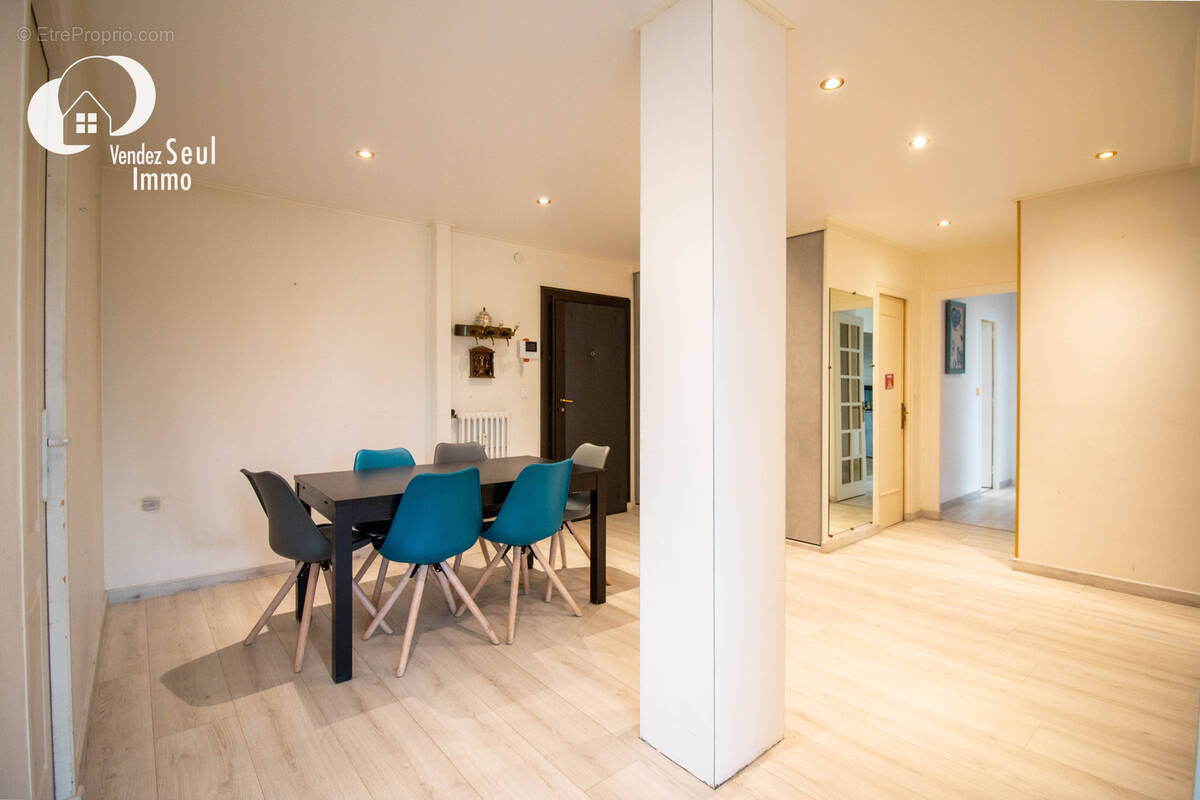 Appartement à AMBILLY