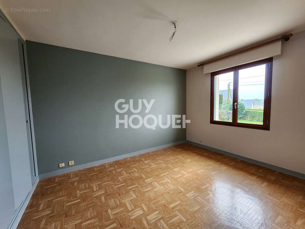 Maison à SOURDEVAL