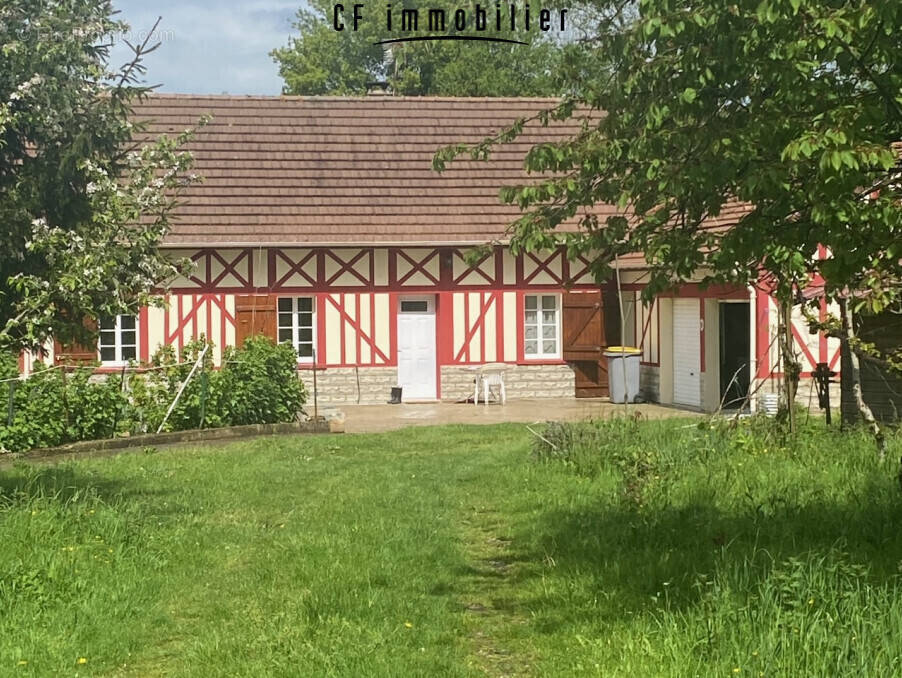 Maison à BROGLIE