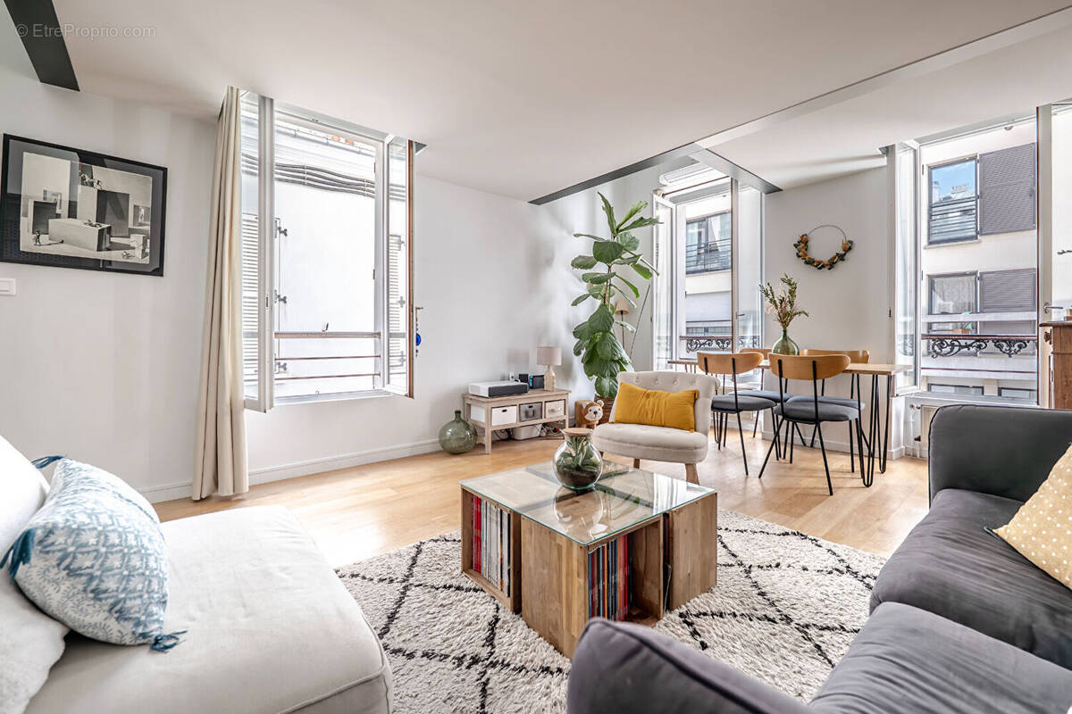 Maison à PARIS-17E