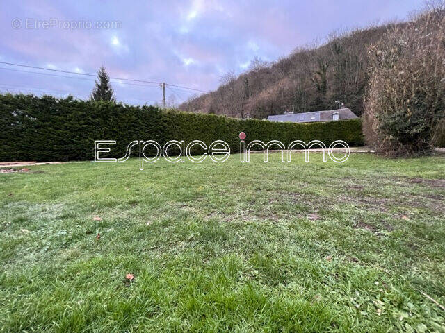 Terrain à MONTVILLE