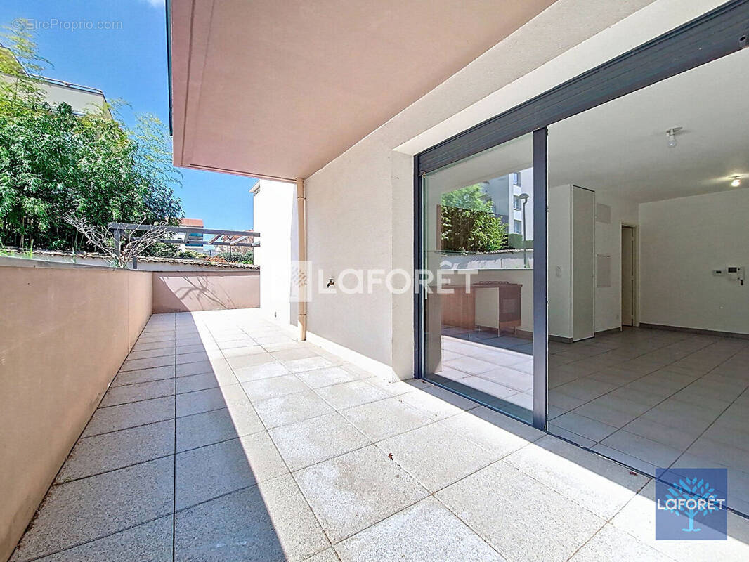 Appartement à OULLINS