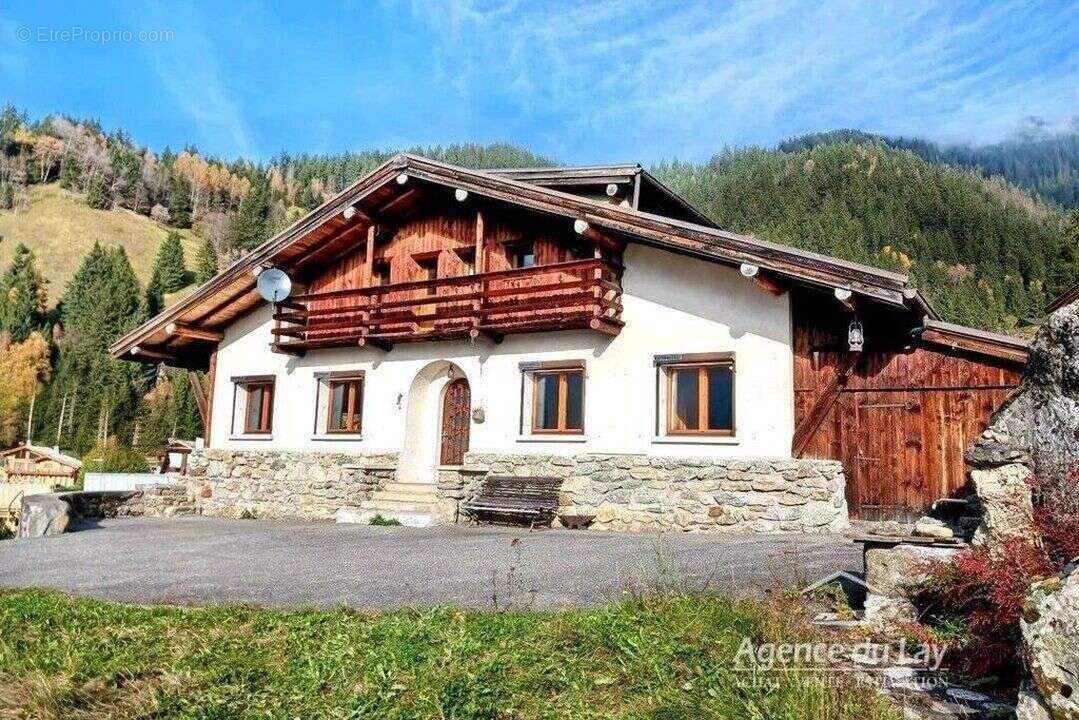 Maison à LES CONTAMINES-MONTJOIE