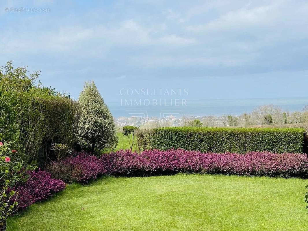 Appartement à DEAUVILLE