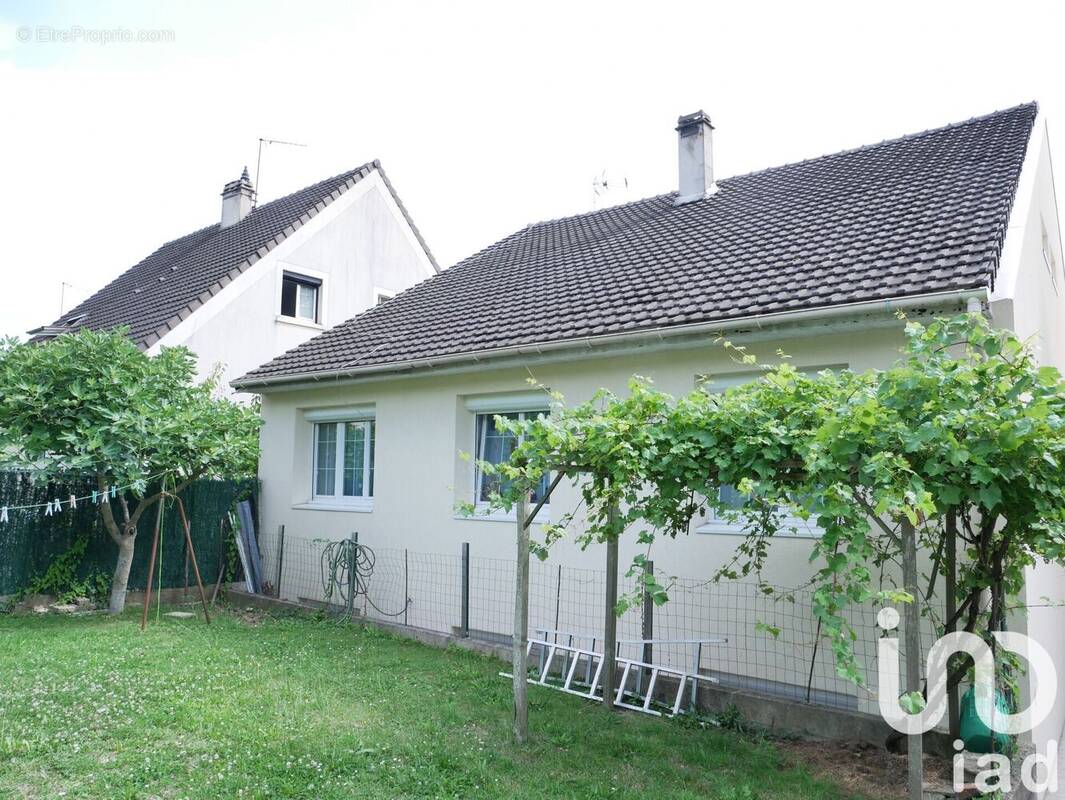 Photo 1 - Maison à SARCELLES