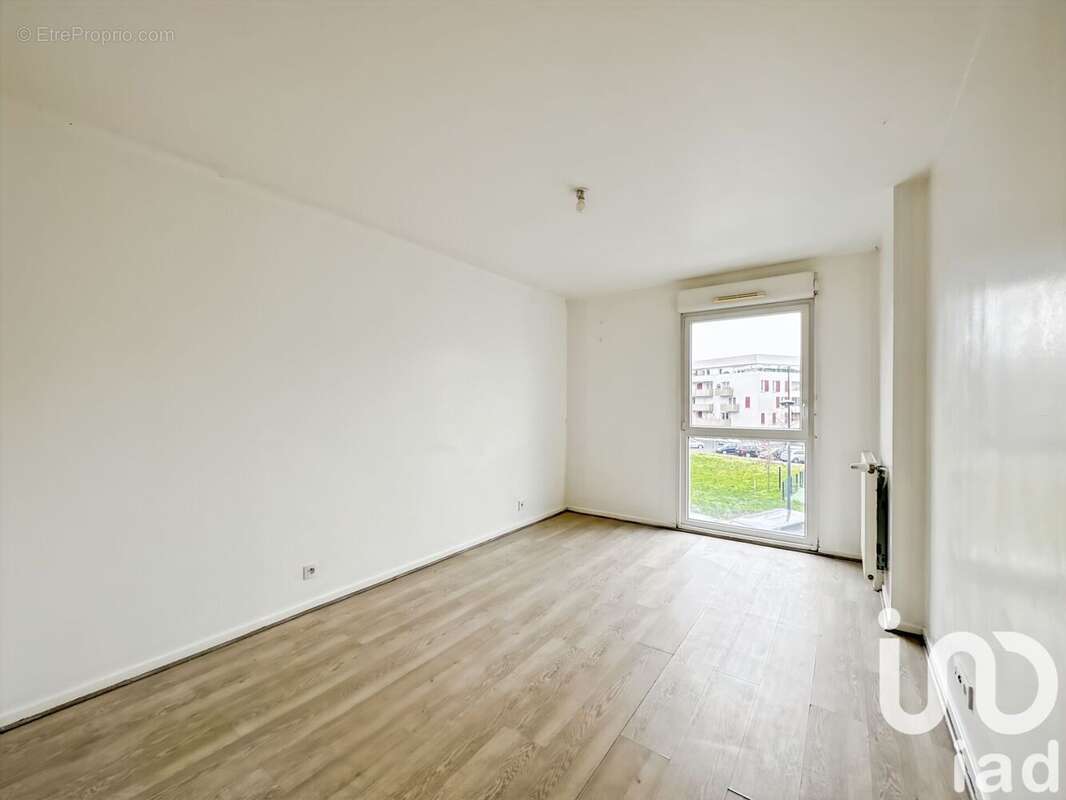 Photo 4 - Appartement à FLEURY-MEROGIS