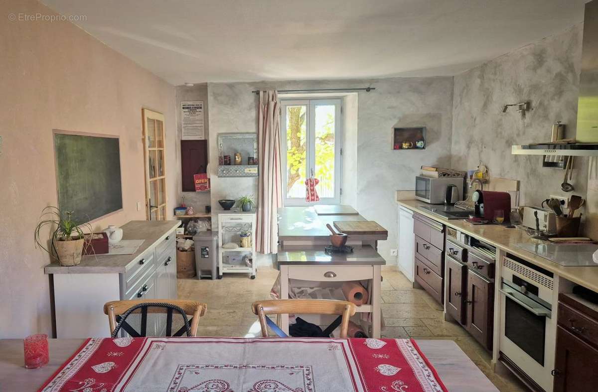 Maison à COURSEGOULES