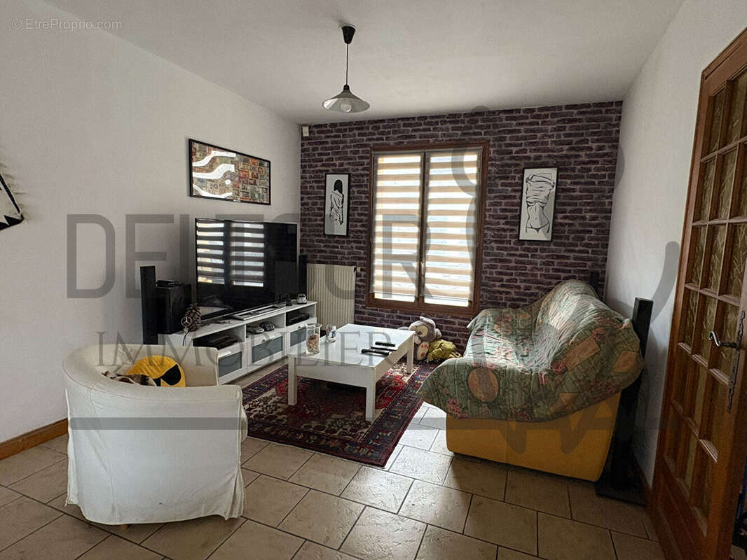 Maison à POMMEUSE