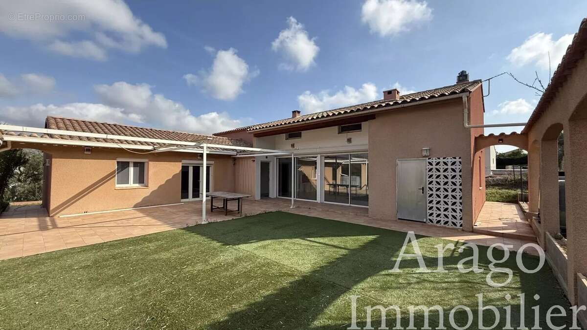 Maison à CASES-DE-PENE