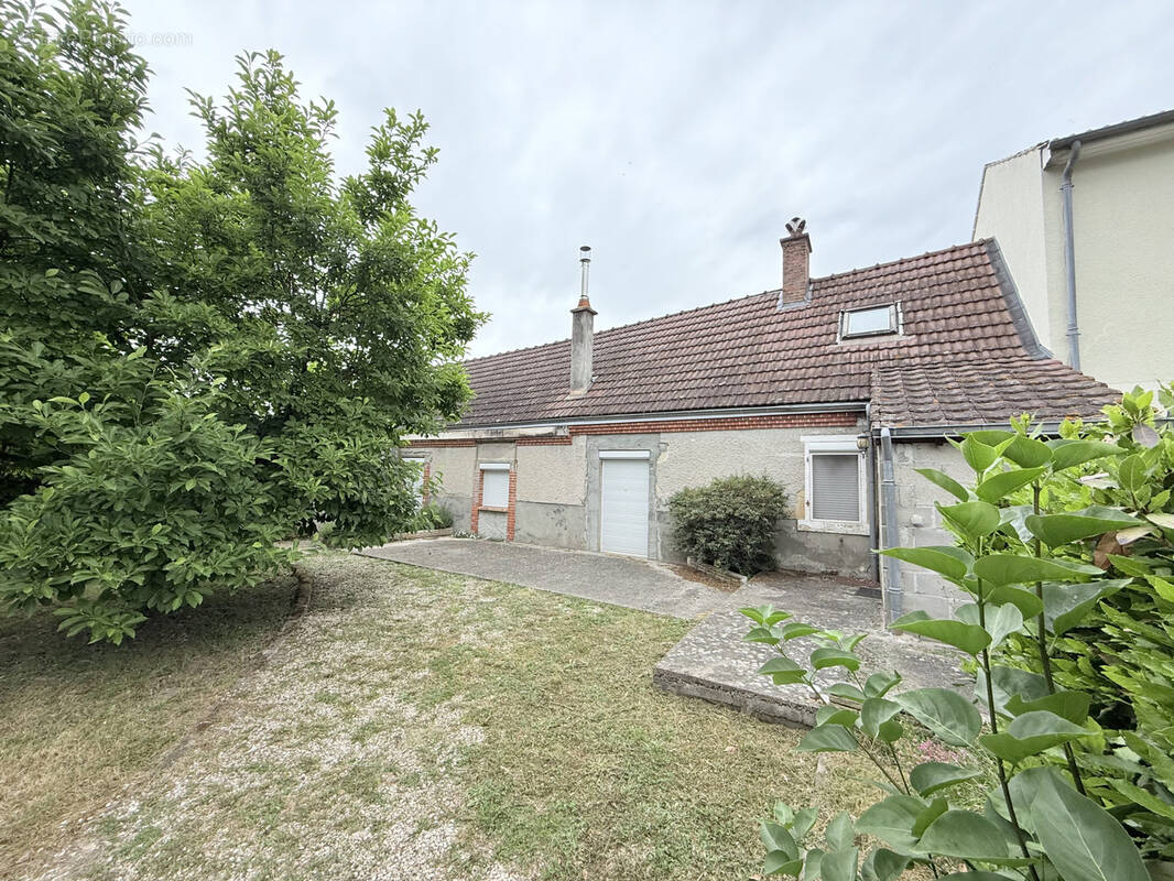 Maison à MEREAU
