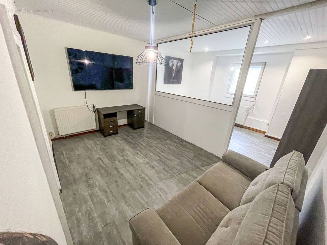Appartement à PONT-DE-ROIDE