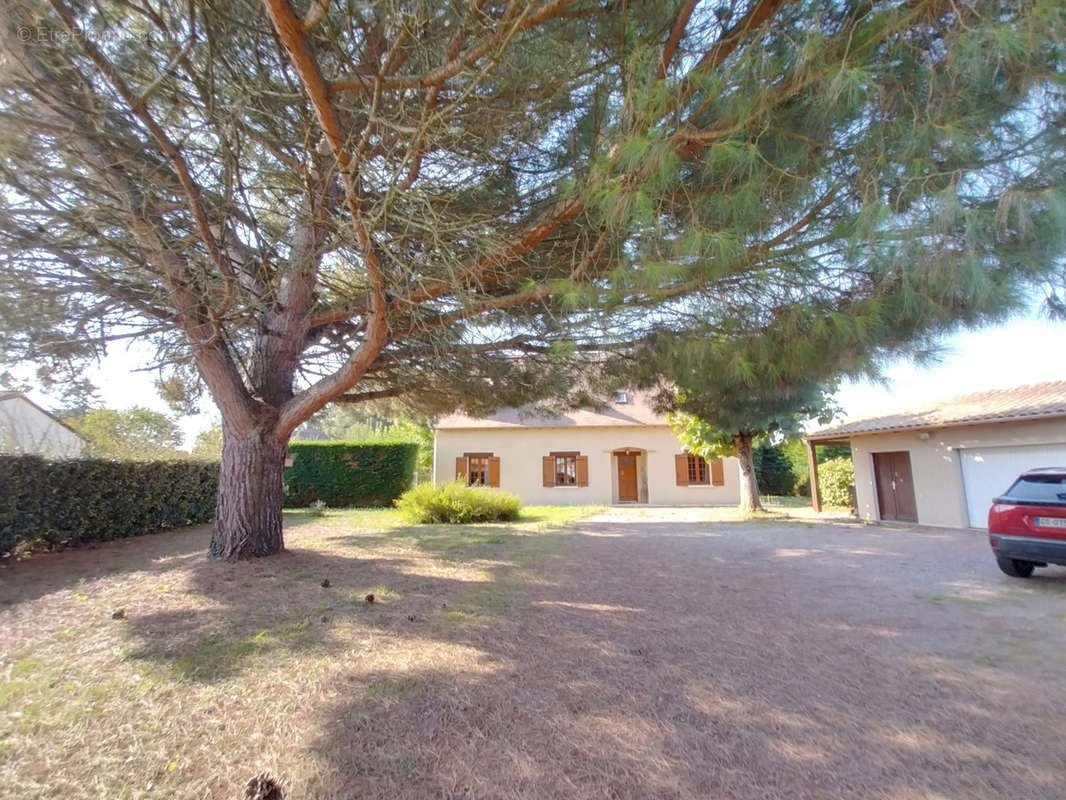 Maison à PRIGONRIEUX
