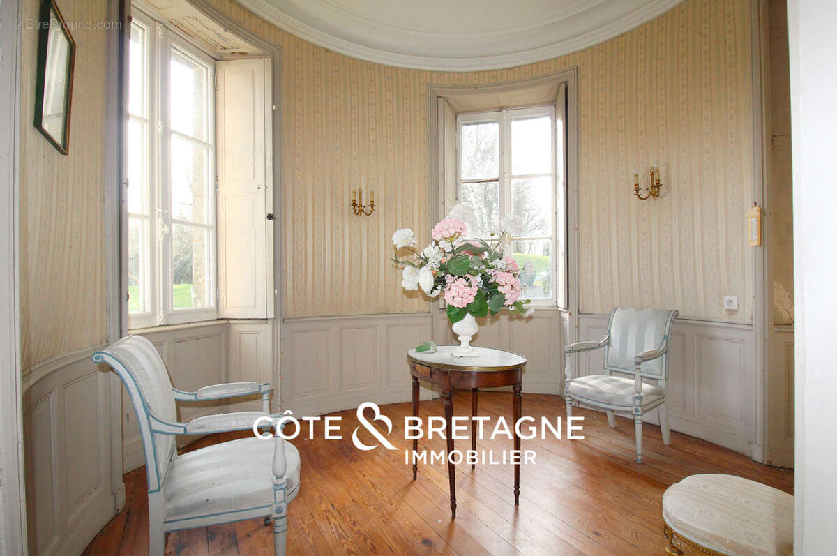 Maison à MERDRIGNAC