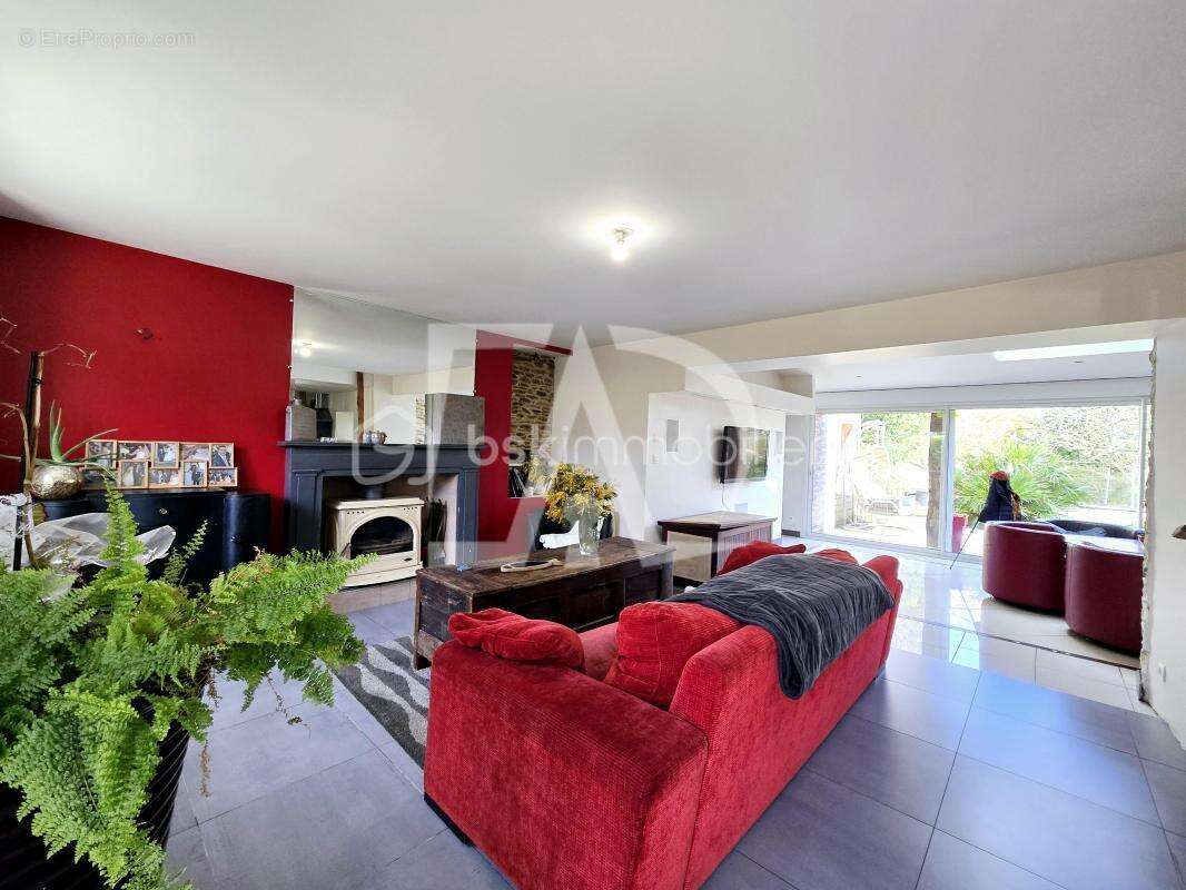 Maison à VILLERS-BOCAGE